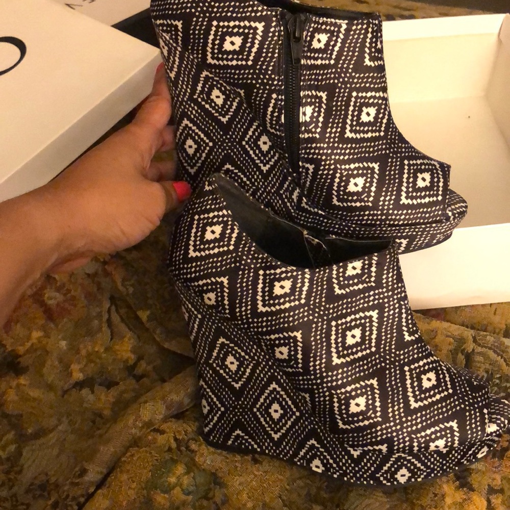 COPY - Wedge Peep Toe Sandle